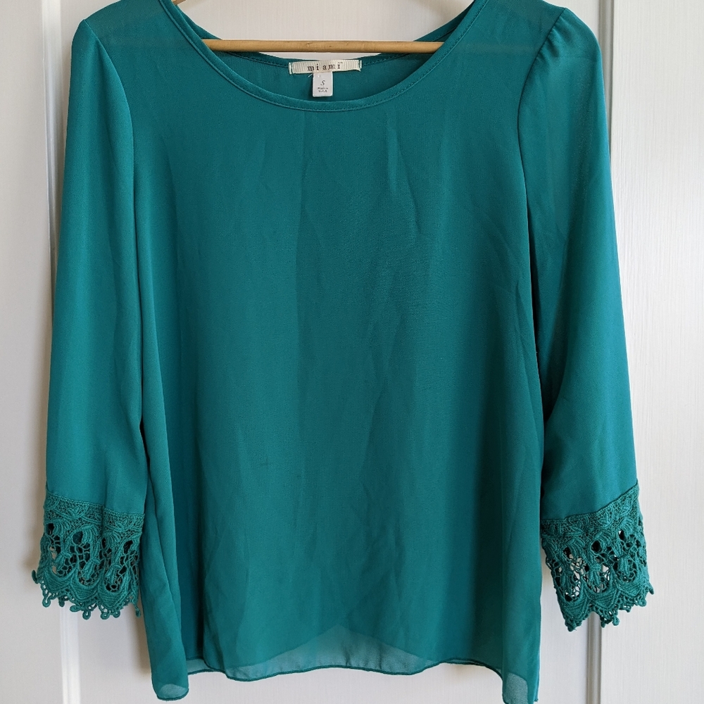 Miami blouse, 3/4 sleeve, size s,, EUC